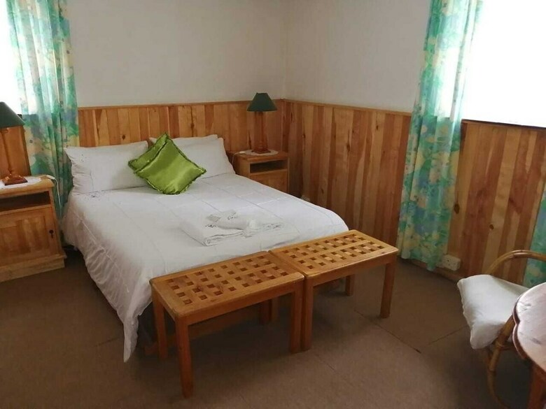 Posada Stagger Inn Game Farm