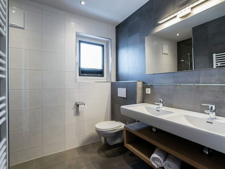 Luxury Holiday Home With Garden In Leogang