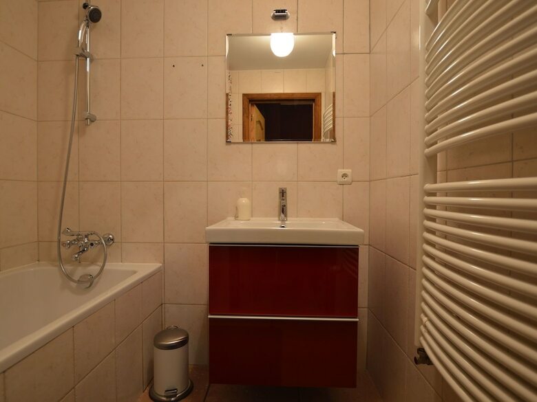 Nice House With Swimming Pool, Pleasantly Renovated