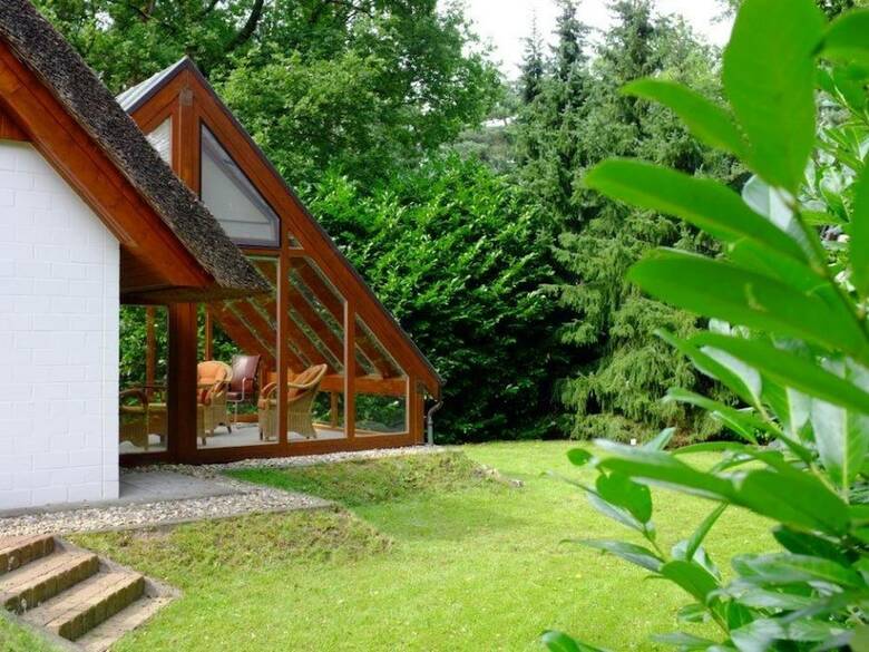 Exclusive Thatched Roof House In The Samtgemeinde Uelsen With Conservatory