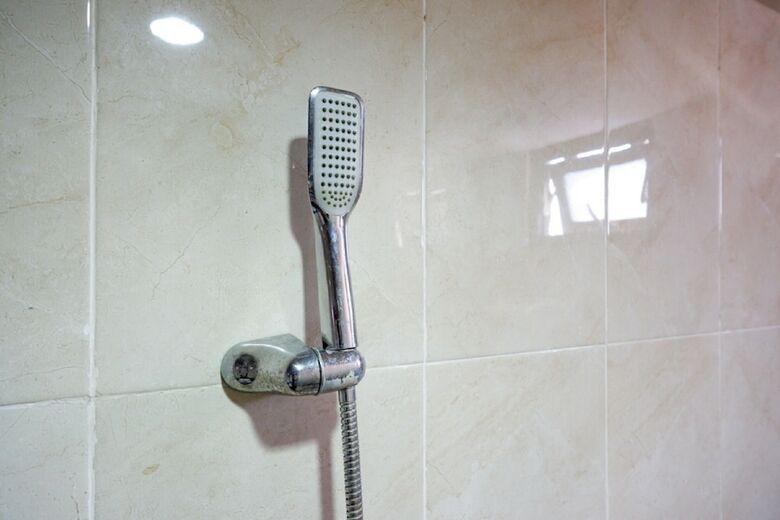 Reddoorz Plus @ Cameloan Hotel Palu