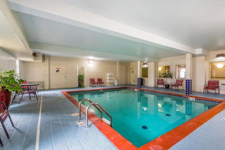 Hotel Quality Inn & Suites