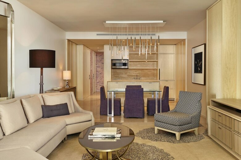 Hotel The St. Regis Bal Harbour Resort