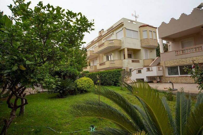 Apartamentos Beach Flat With Garden, Jacuzzi, Bbq