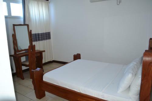 Aparthotel Cowrie Shell Beach Apartments