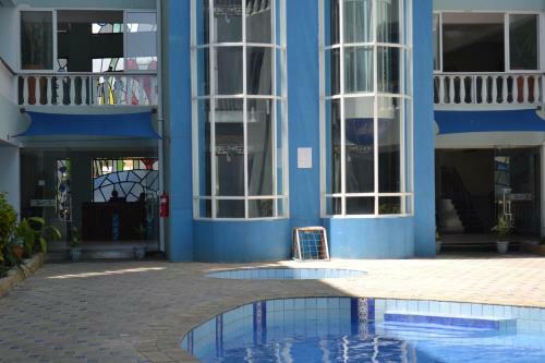 Aparthotel Cowrie Shell Beach Apartments