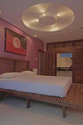 Aparthotel Cowrie Shell Beach Apartments