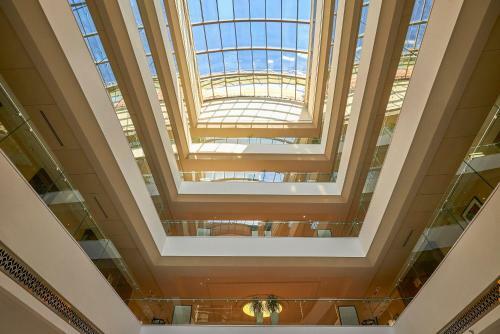 Safir Hotel And Residences Kuwait