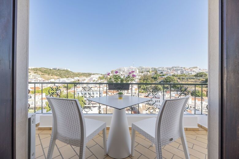 Hotel Bertolina Guest House