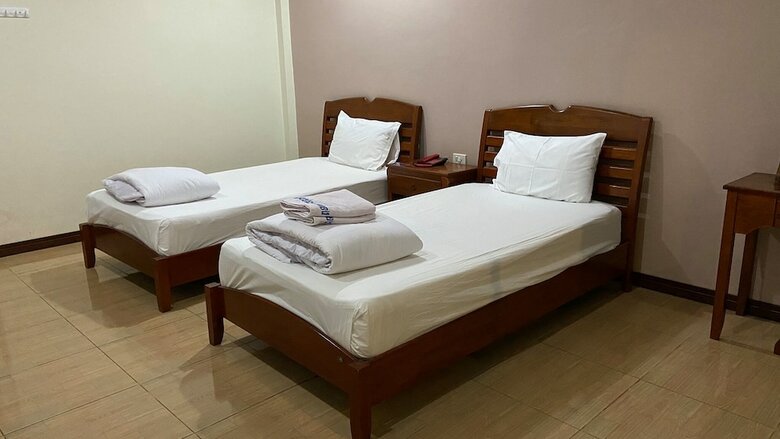 Prakaithong Hotel Phang Khon