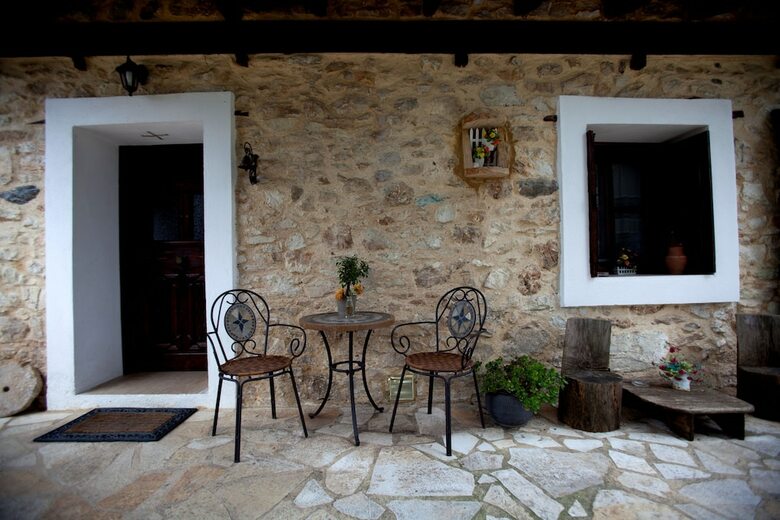 Bed & Breakfast Guest House - To Archontiko