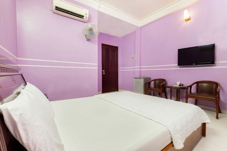 Spot On 905 Nguyet Duc Hotel