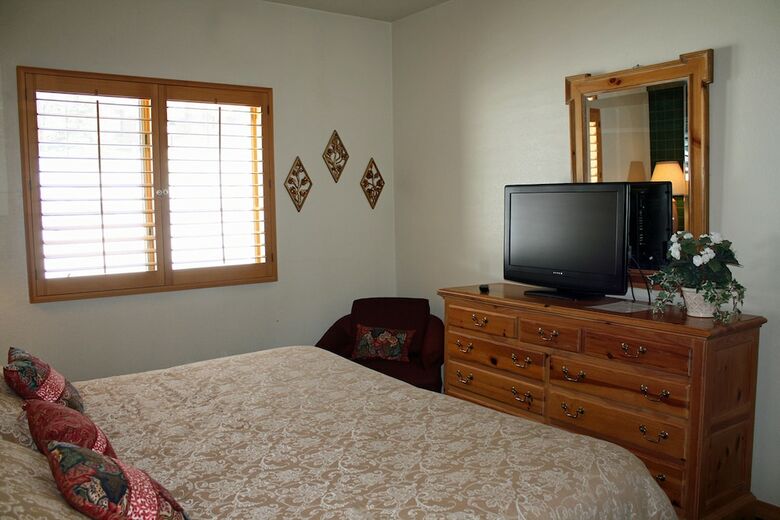 Cascade Village By The Ivy Group