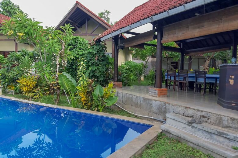 Hotel Oyo 3070 Villa Lovina Eco Lodge