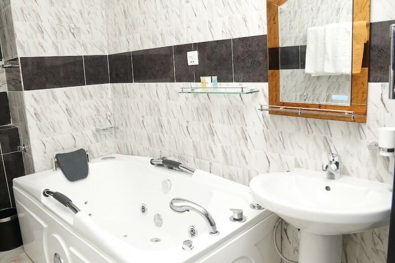 Hotel Davok Suites Uyo