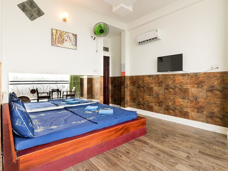 Hotel Spot On 881 Hoang Bach 3
