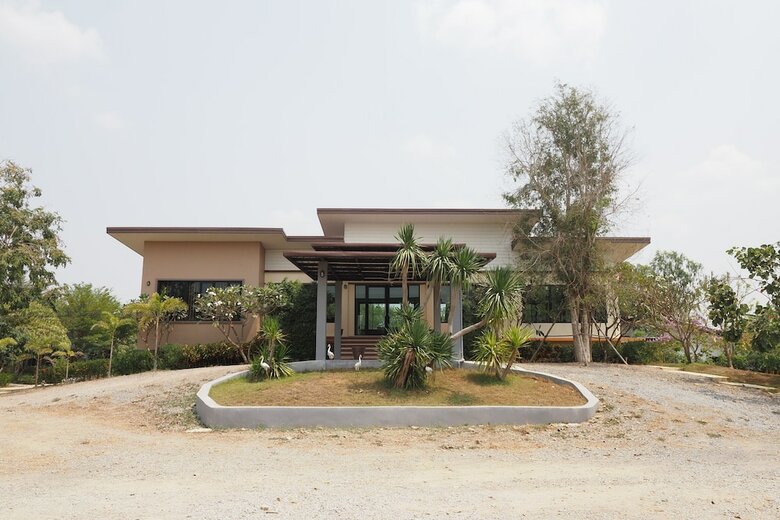 Hotel Oyo 733 T Resort
