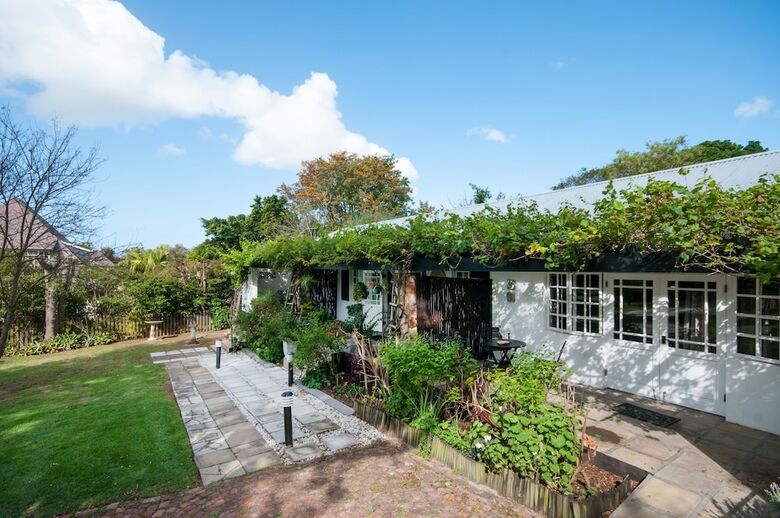 Hotel Forest Hall Guest House