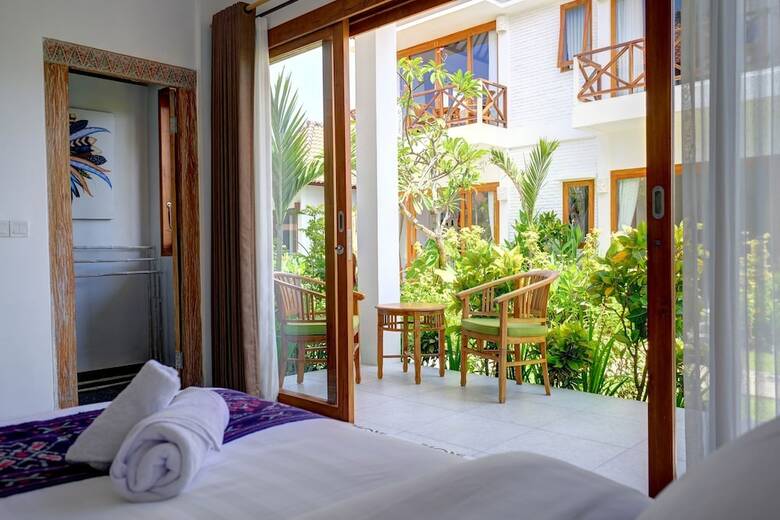 Hotel Wide Sands Beach Retreat