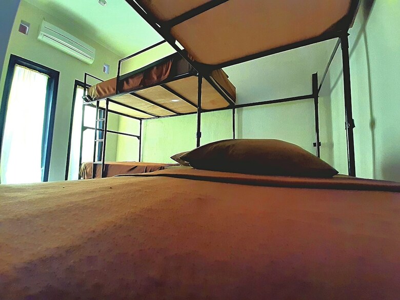 Hostal Safe House Bed And Breakfast - Hostel (Adults Ony)