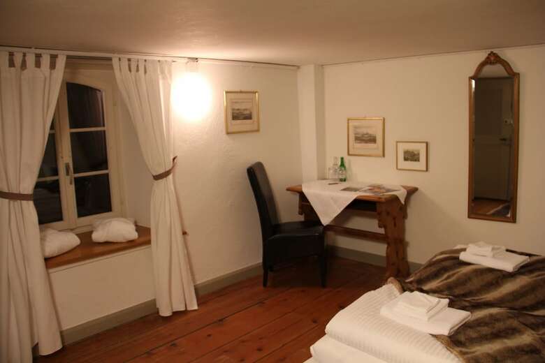 Hotel & Restaurant Schloss Schwandegg
