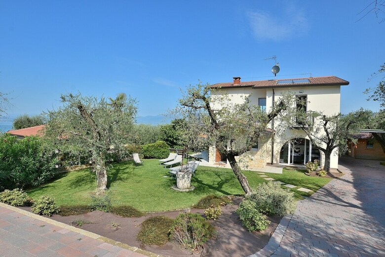 Villa Lisi With Pool