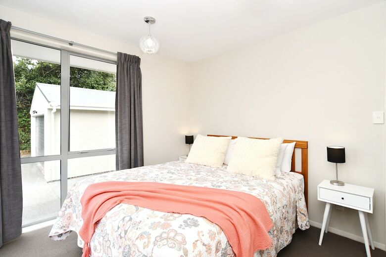 Longmuir - Christchurch Holiday Homes