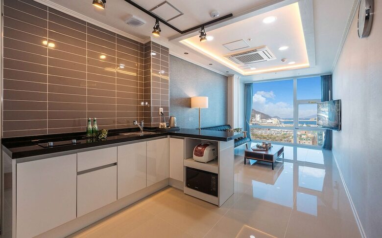 Yeosu Paradise Spa Pension