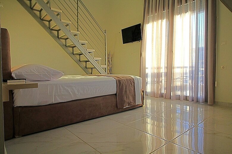 Aparthotel Sky Rays Luxury Apartments