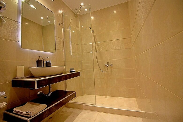 Aparthotel Sky Rays Luxury Apartments