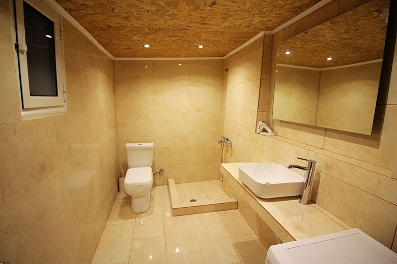 Aparthotel Sky Rays Luxury Apartments