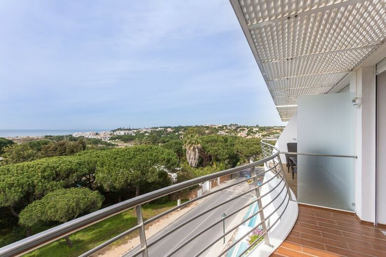 Atlantic Apartment