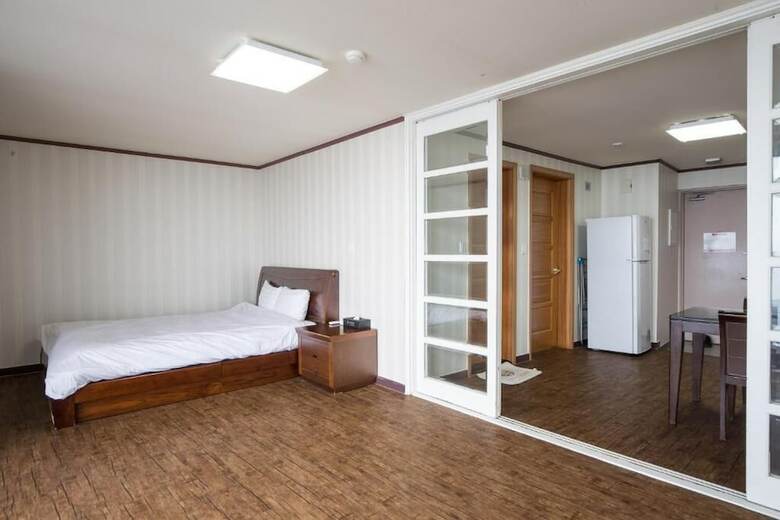 Hotel Benikea Mountain And Sea Sokcho