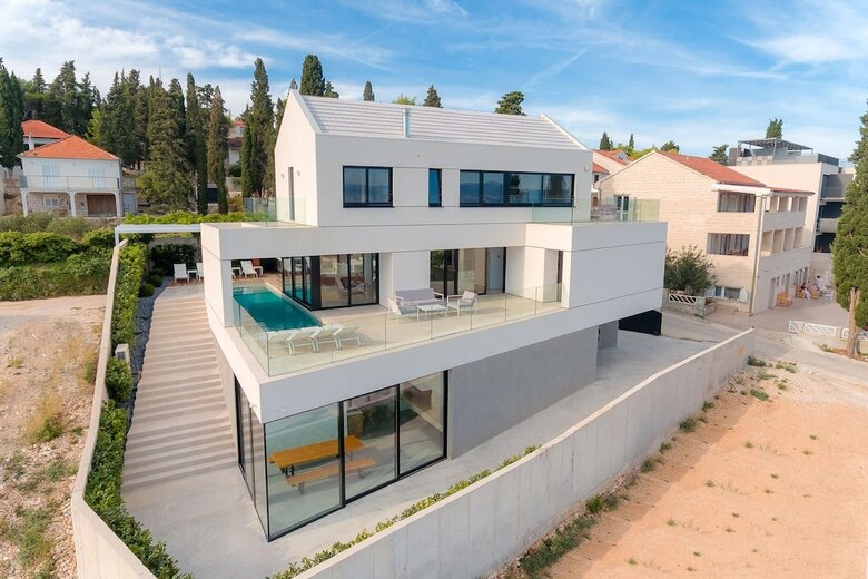 Luxury Villa Dominus With Swimming Pool