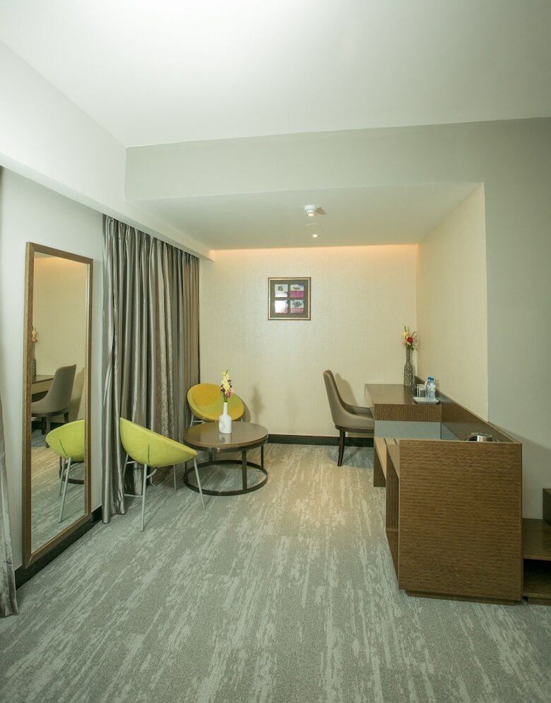 Hotel Omni Residency