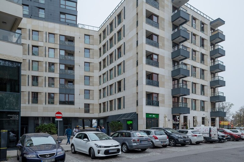 P&o Apartments Solec 15