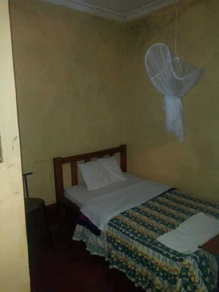 Hotel Inoi Bar & Restaurant