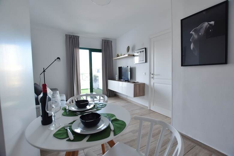 Holyhome Apartment 306