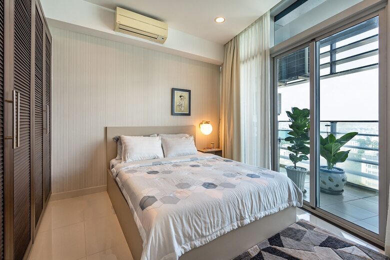 Bed & Breakfast Saigon Suites Collection By Idg In D1
