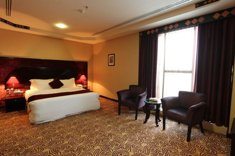 Awaliv International Hotel