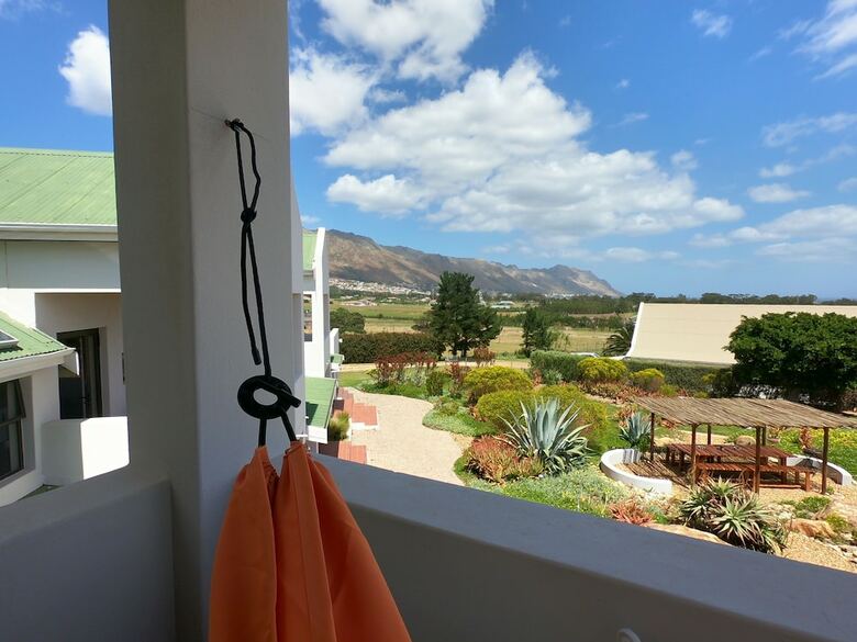 Hotel Wind-rose Guest House