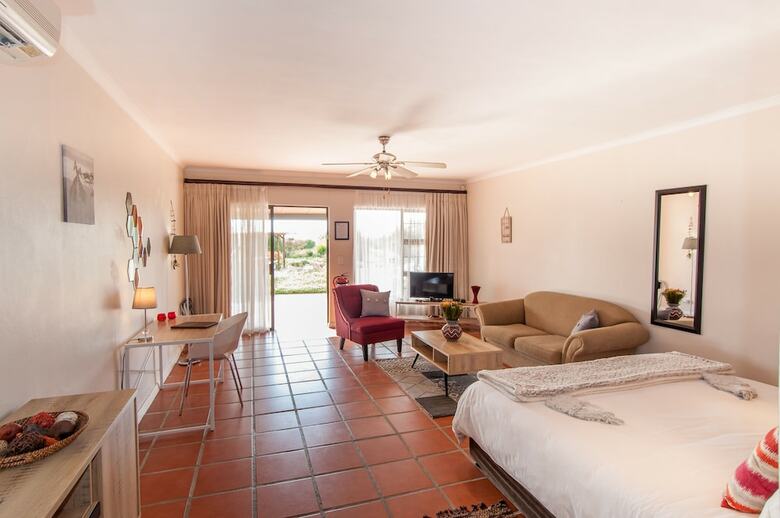 Hotel Wind-rose Guest House