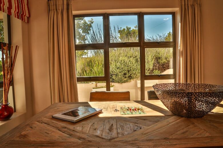 Hotel Wind-rose Guest House