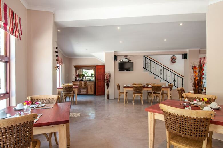 Hotel Wind-rose Guest House