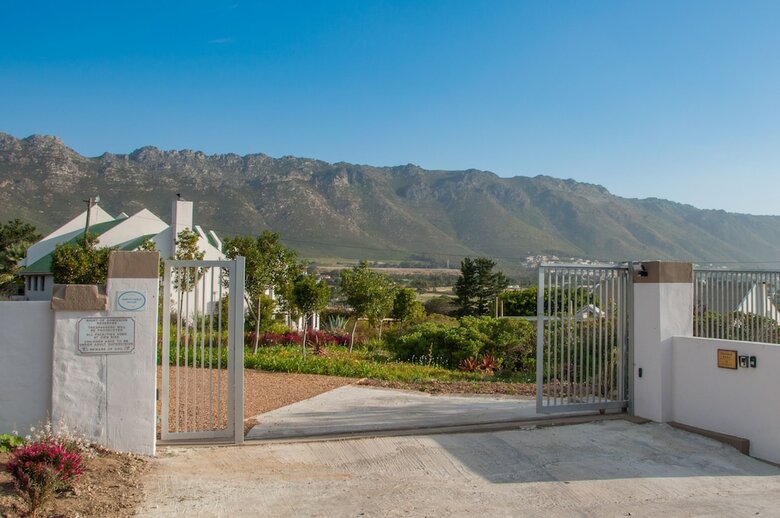 Hotel Wind-rose Guest House