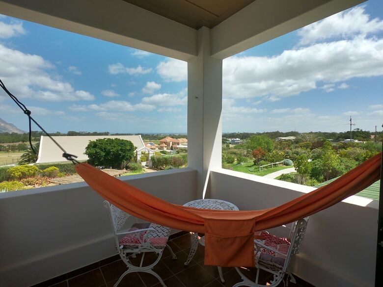 Hotel Wind-rose Guest House