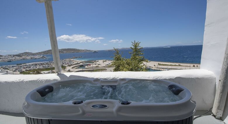 Omiros The Feelgood Hotel