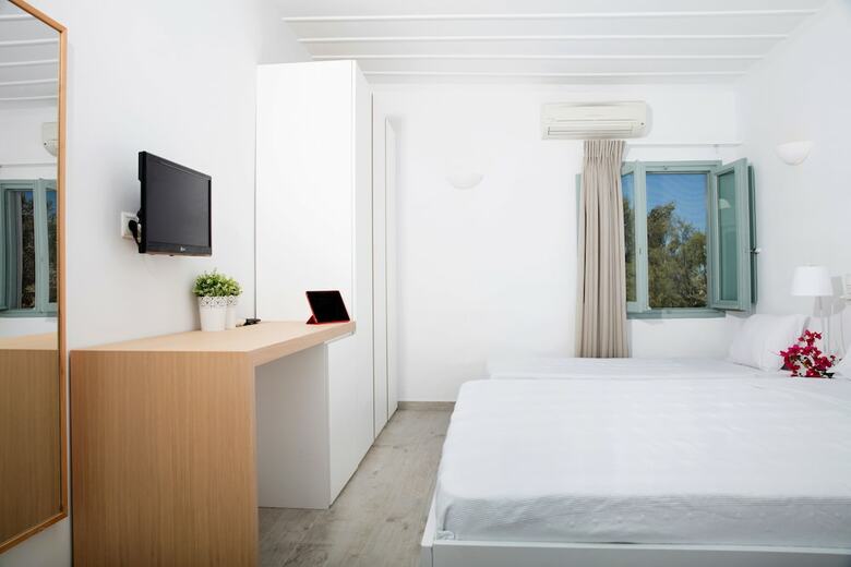 Omiros The Feelgood Hotel