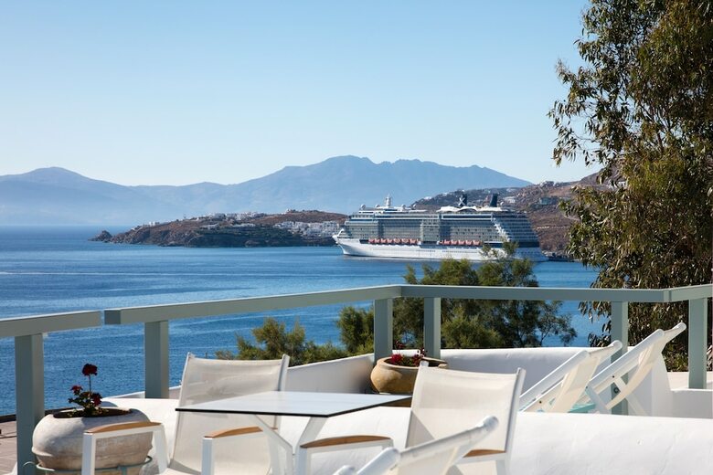 Omiros The Feelgood Hotel