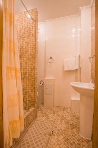 Hotel Apartments Adresa